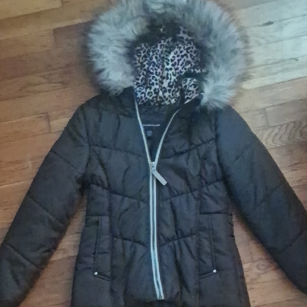 Stylish Kids Black Puffer Jacket with Faux Fur Hood